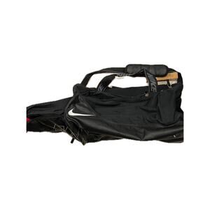 Nike Brasilia 9.5 Black Medium 60L Duffel Gym Bag